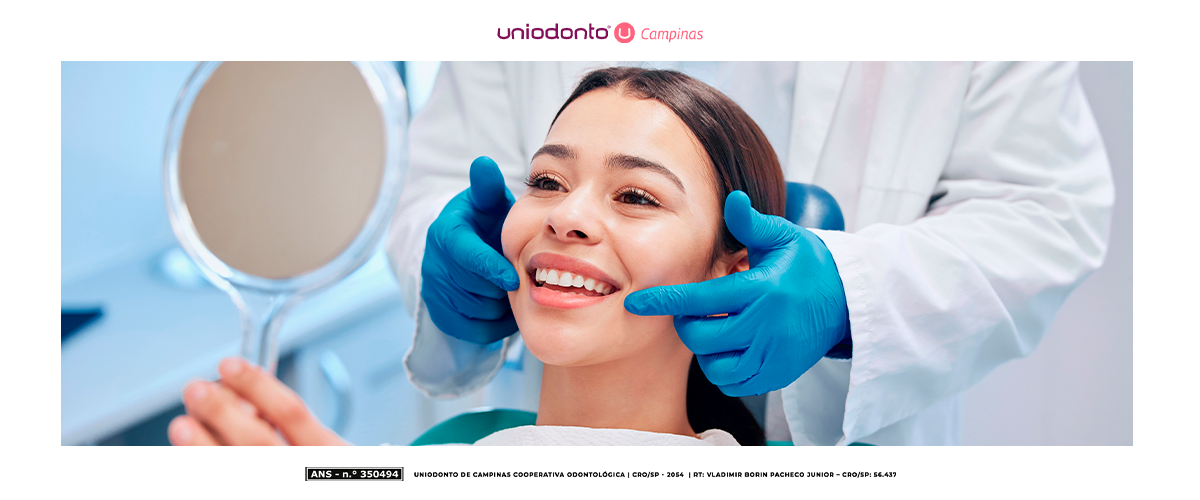 Saiba como a cirurgia bariátrica afeta sua saúde bucal: carências nutricionais, refluxo, sensibilidade dentária, halitose e perda de esmalte. Descubra cuidados preventivos essenciais.
